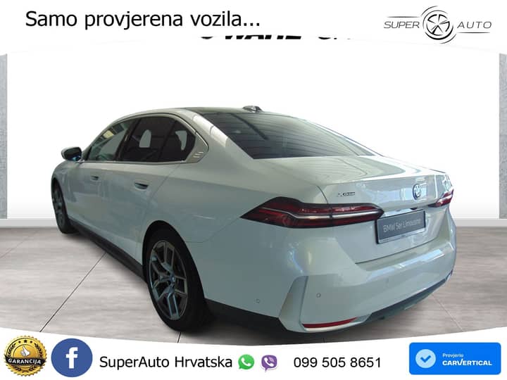 BMW 530e xDrive Steptronic 299 KS, LED+ACC+4xGR SJED+360+PDC