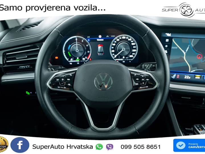 VW Touareg 3.0 V6 TFSI 4M DSG Elegance 381 KS, MATRIX+ACC+GR SJED+HEAD+PANO+KAM