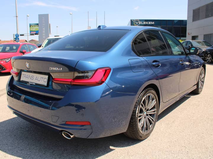 BMW serija 3 318d AUTOMATIK *LED, NAVIGACIJA, KAMERA*