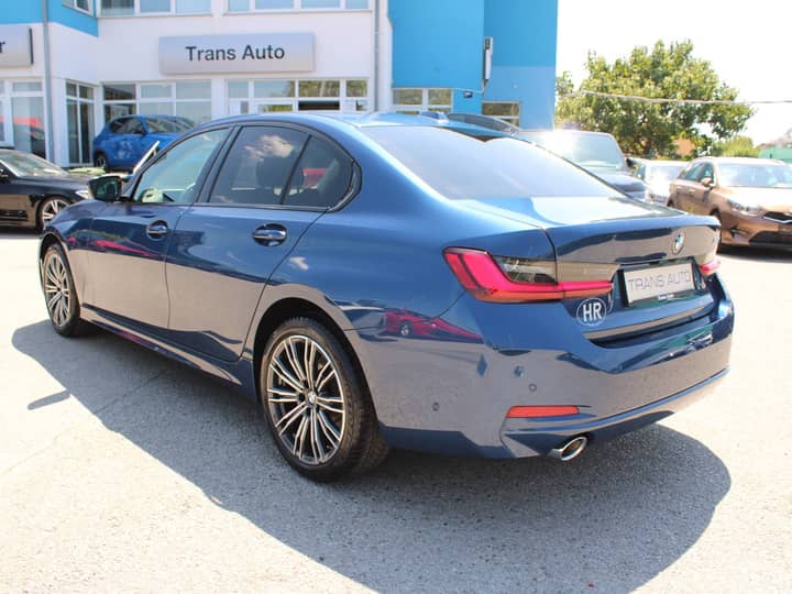 BMW serija 3 318d AUTOMATIK *LED, NAVIGACIJA, KAMERA*