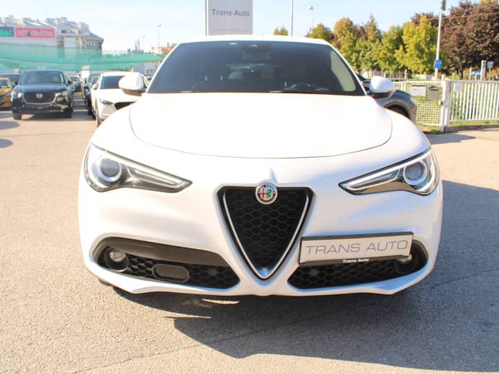 Alfa Romeo Stelvio 2.2 Ti Q4 210ks AUTOMATIK *LED, NAVIGACIJA, KAMERA*