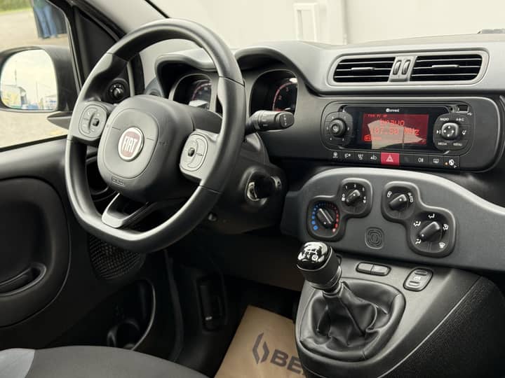 Fiat Panda 1,2 Easy*HR AUTO*2019*KLIMA*TOP STANJE* - interijer 3