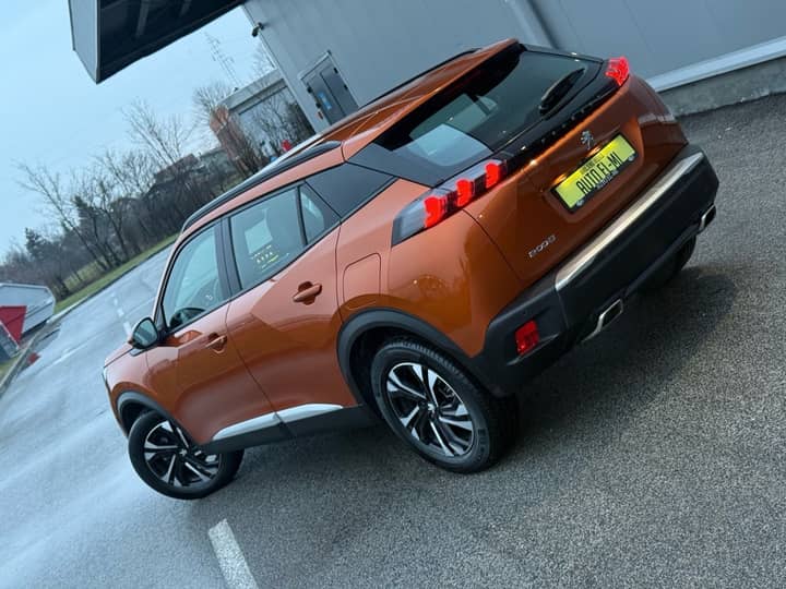Peugeot 2008 1.2 130ks Allure*AUTOMATIK*JAMSTVO* - eksterijer 3