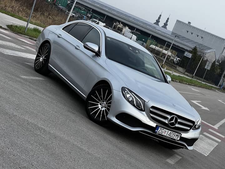 Mercedes-Benz E220d Avantgarde*WIDESCREEN*ALU 19* - eksterijer 2