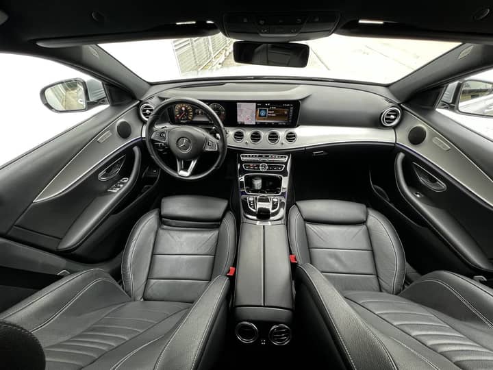 Mercedes-Benz E220d Avantgarde*WIDESCREEN*ALU 19* - interijer 3