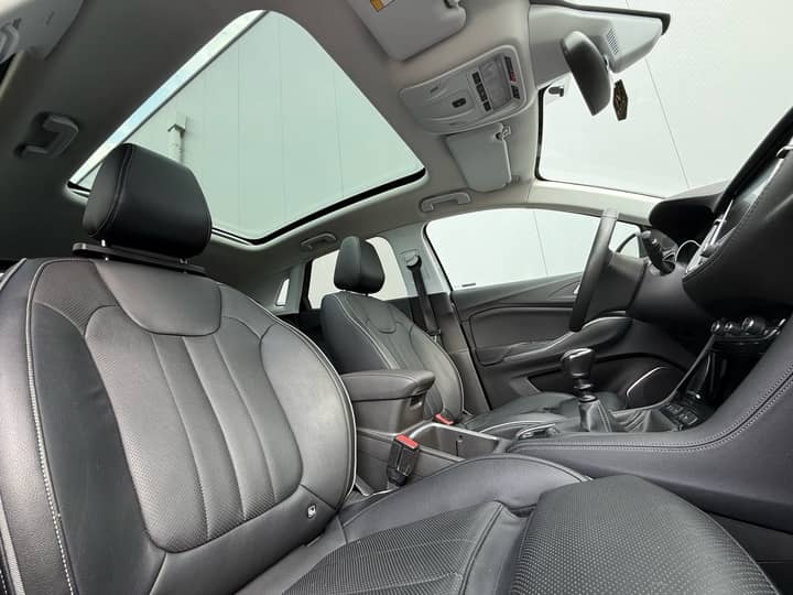 Opel Grandland 1.6 CDTI Innovation*FULL LED*KAMERE - interijer 3