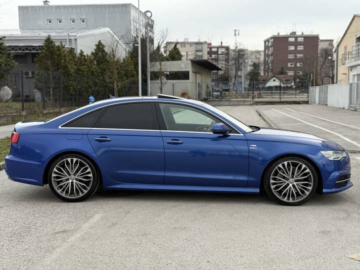Slika prikazuje vanjski izgled automobila (eksterijer).
