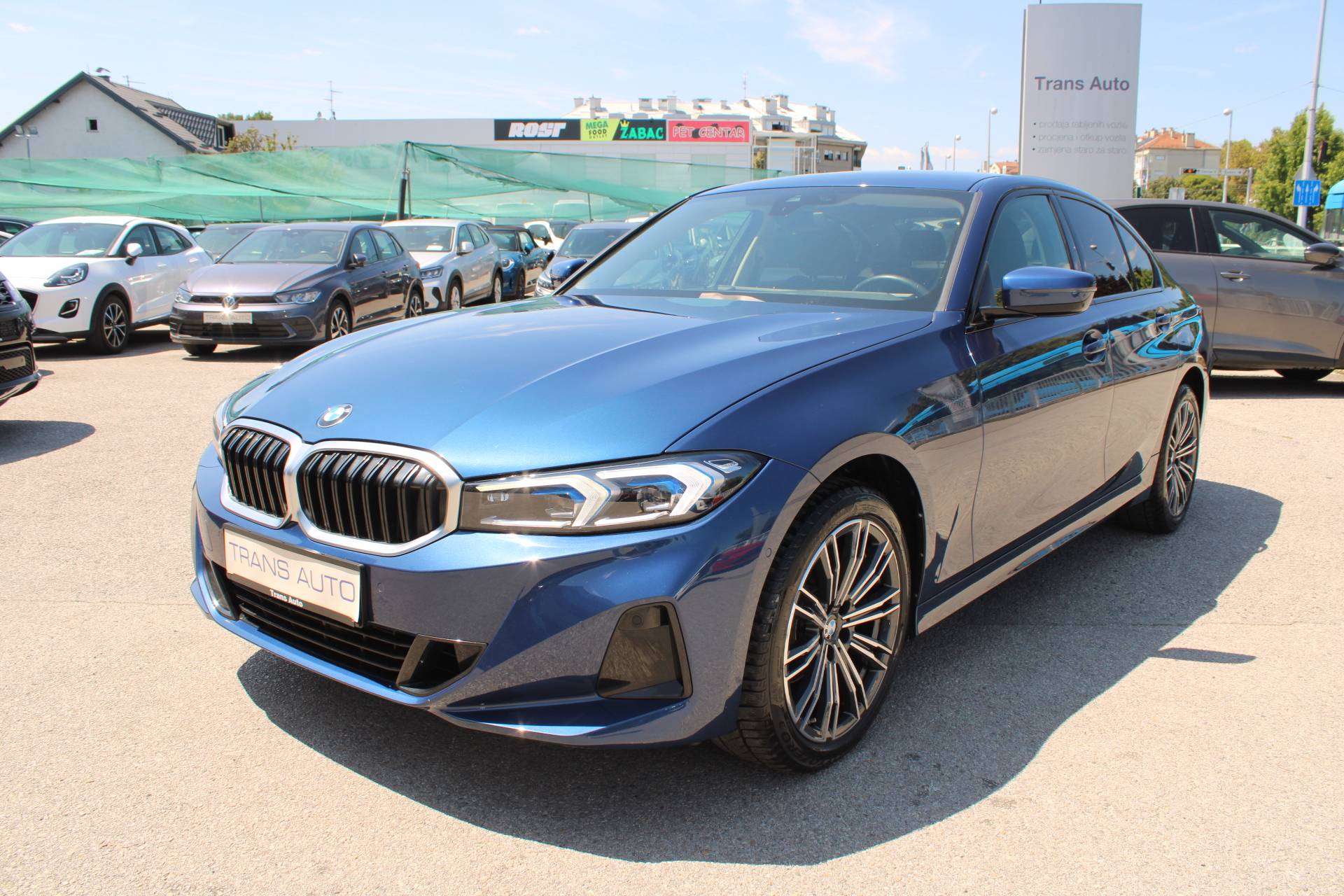 BMW serija 3 318d AUTOMATIK *LED, NAVIGACIJA, KAMERA*